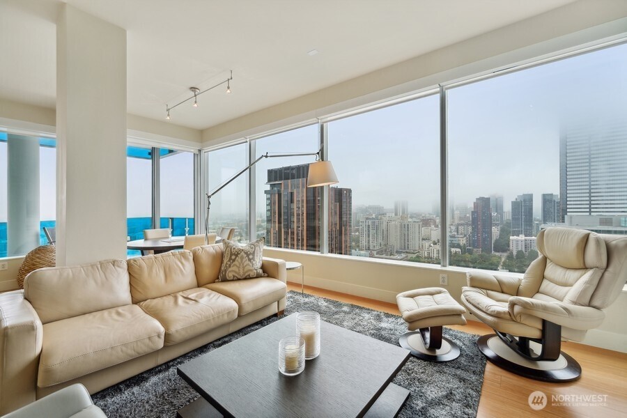 737 Olive Way, Unit 3705 Seattle, WA 98101 - Photo 16 of 38