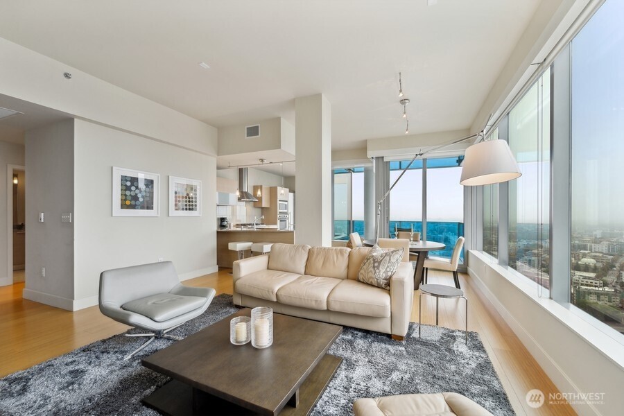 737 Olive Way, Unit 3705 Seattle, WA 98101 - Photo 17 of 38