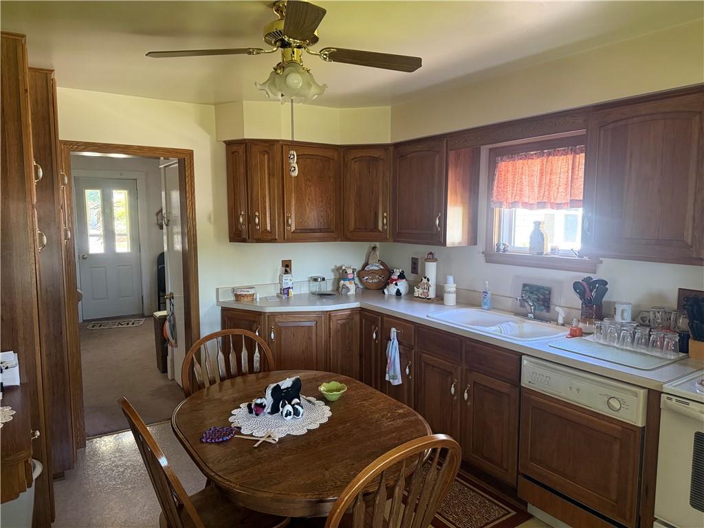 465 South State Line Road Sharon, PA 16146 - Photo 7 of 23