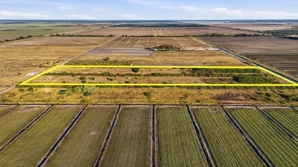 $275,000 | 60960 6th Avenue, LaBelle, FL 33935