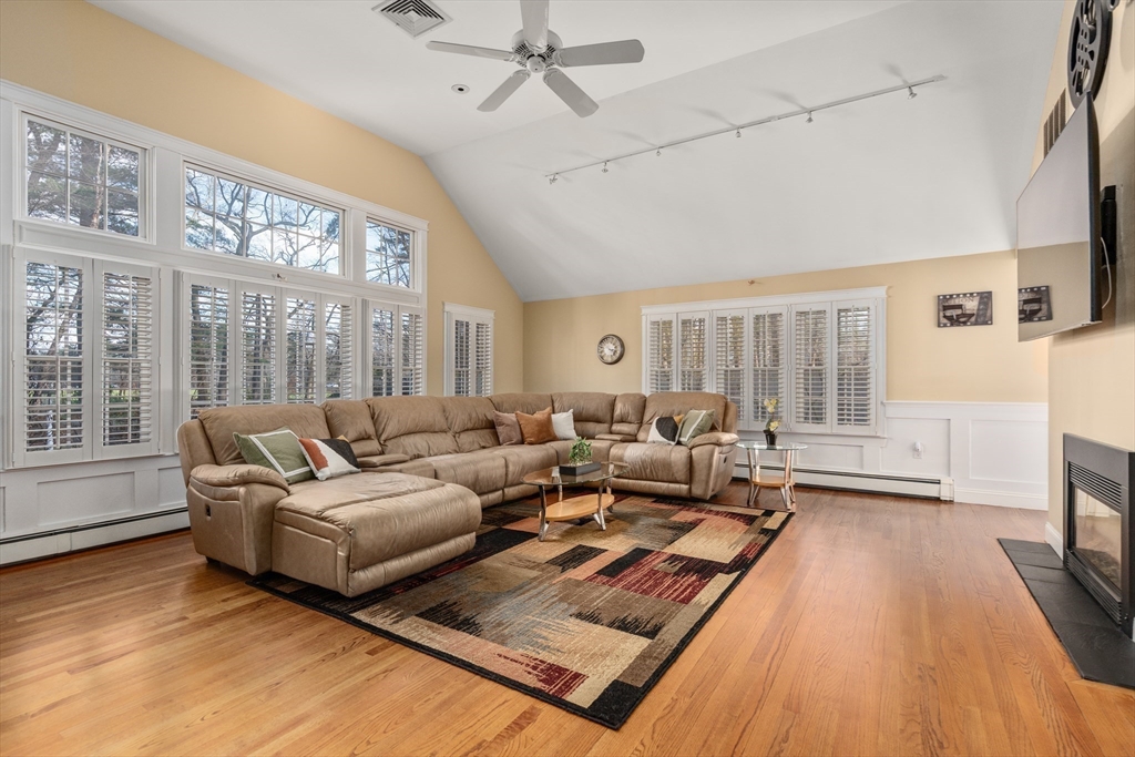 9 Priest Road Sudbury, MA 01776 - Photo 5 of 38