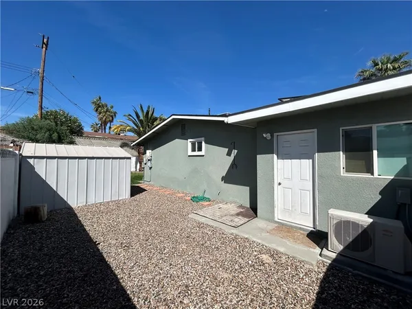 $2,795 | 1734 Sombrero Drive, Las Vegas, NV 89169
