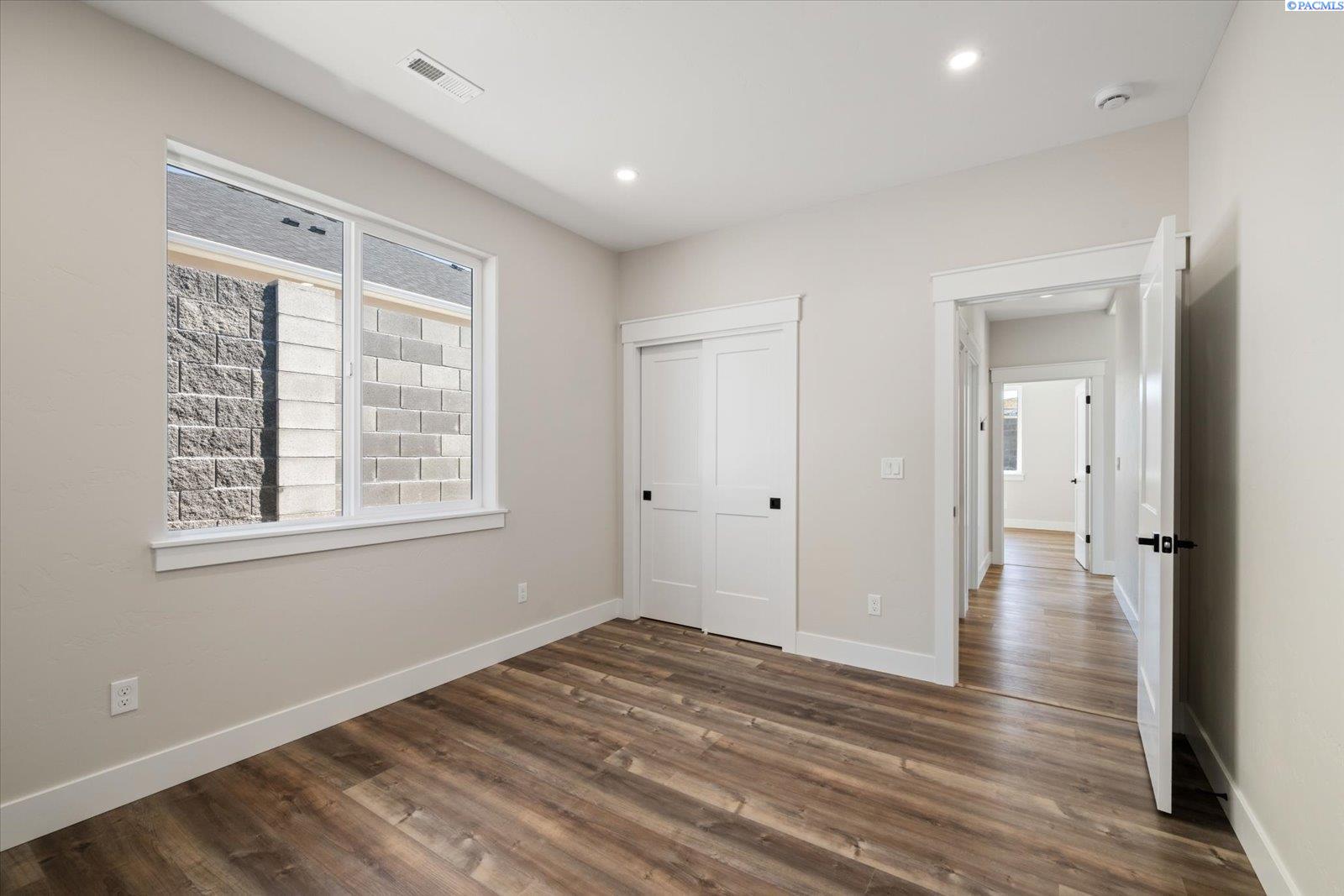 4167 North Clover Road Richland, WA 99352 - Photo 34 of 38 Gallery Image 34