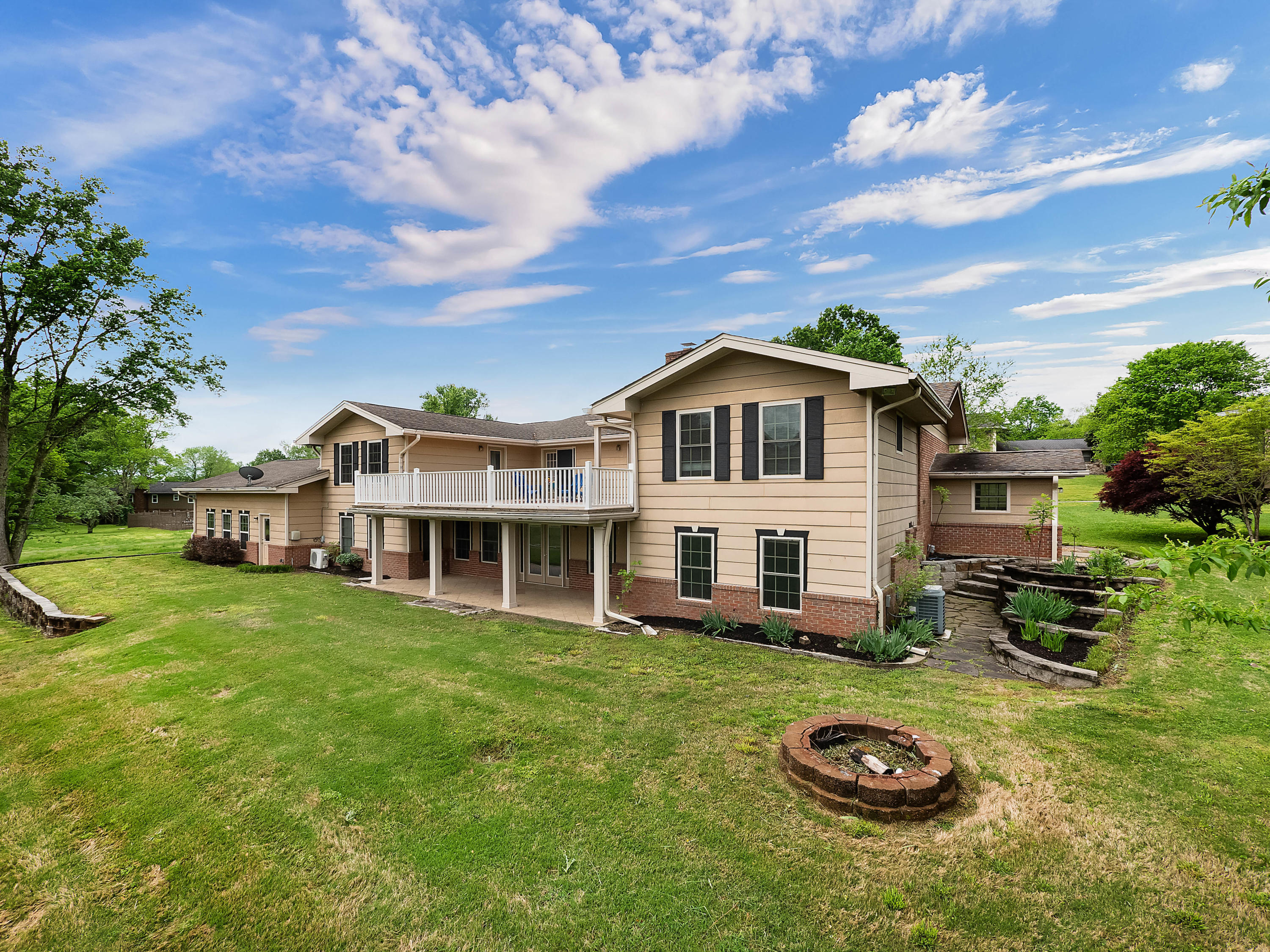 220 Masters Road East Hixson, TN 37343 - Photo 36 of 49 Walkout Patio