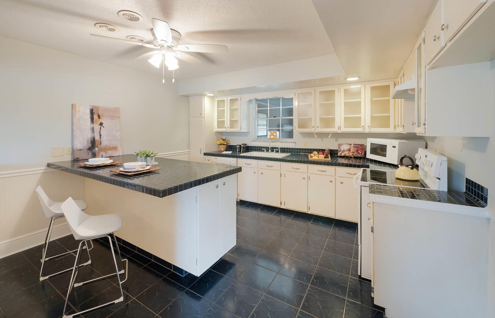 220 Masters Road East Hixson, TN 37343 - Photo 10 of 49 Kitchen