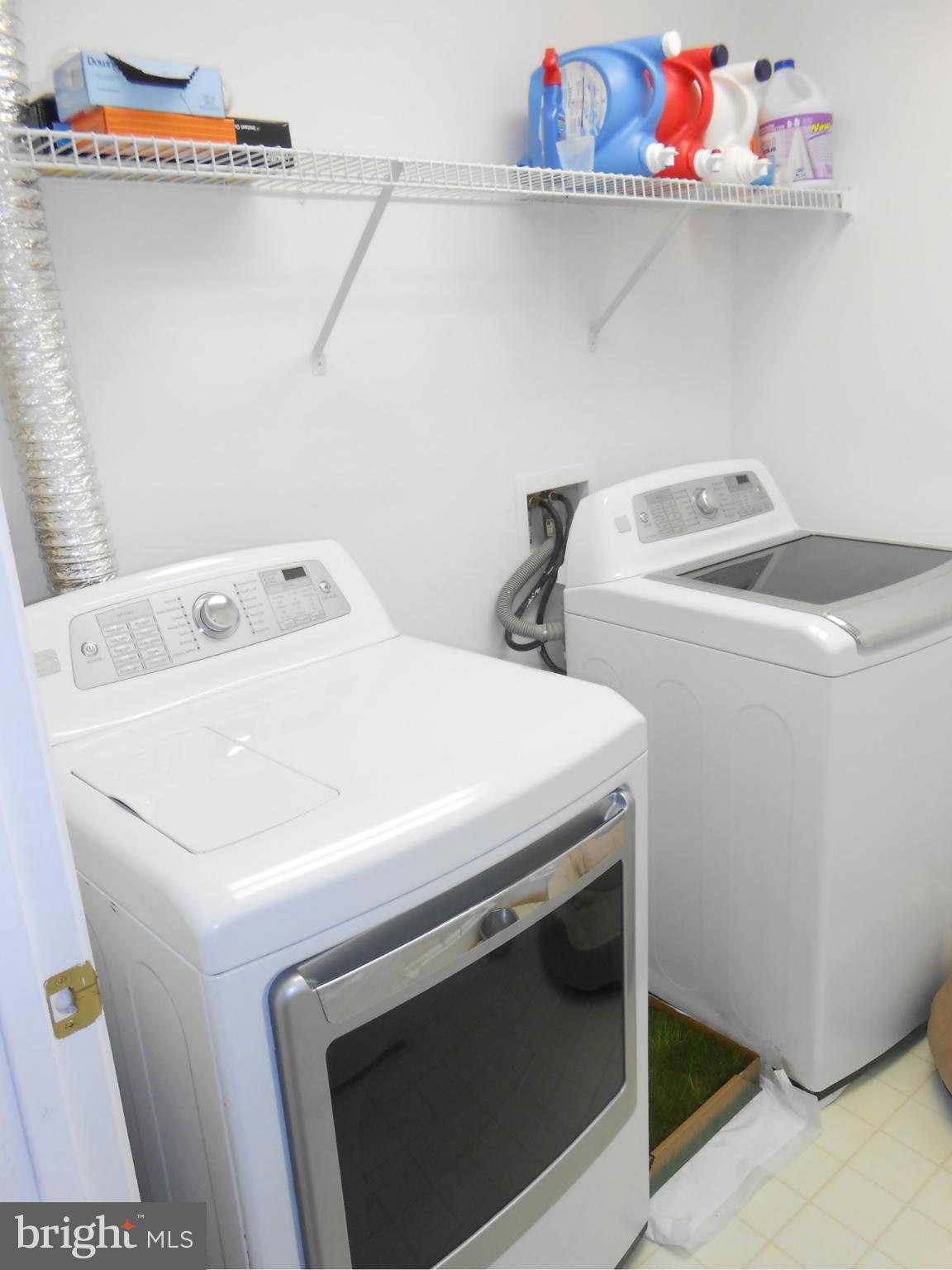 9006 Ribbon Falls Loop Bristow, VA 20136 - Photo 12 of 30 Laundry