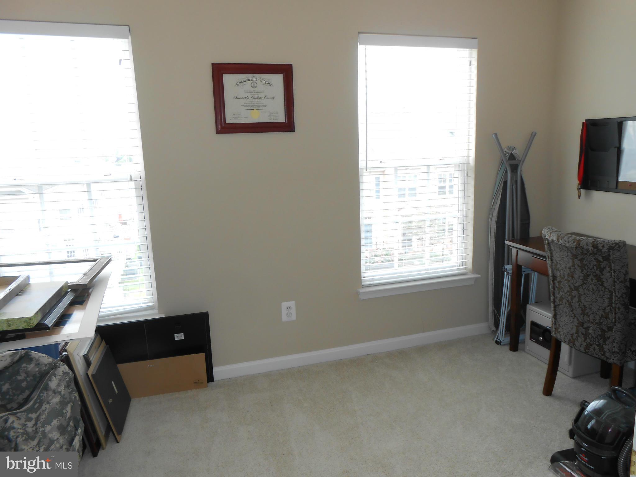 9006 Ribbon Falls Loop Bristow, VA 20136 - Photo 27 of 30 Den