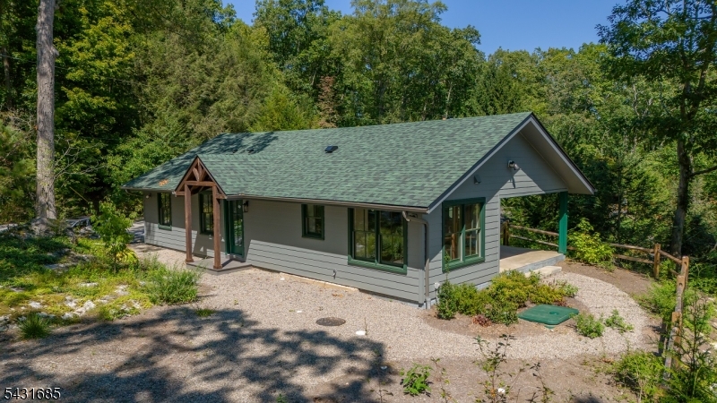 232 West Shore Road Stockholm, NJ 07460 - Photo 4 of 43