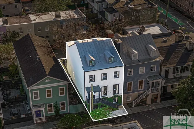 $2,100,000 | 507 East Mc Donough Street, Savannah, GA 31401