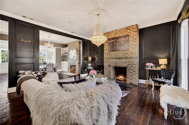 $2,100,000 | 507 East Mc Donough Street, Savannah, GA 31401