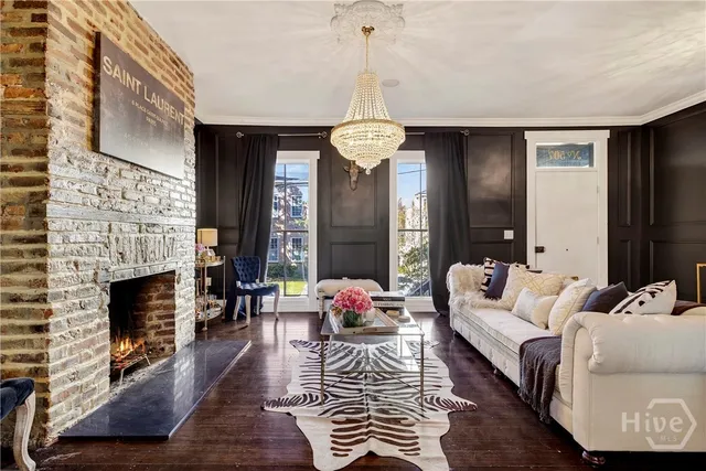 $2,100,000 | 507 East Mc Donough Street, Savannah, GA 31401