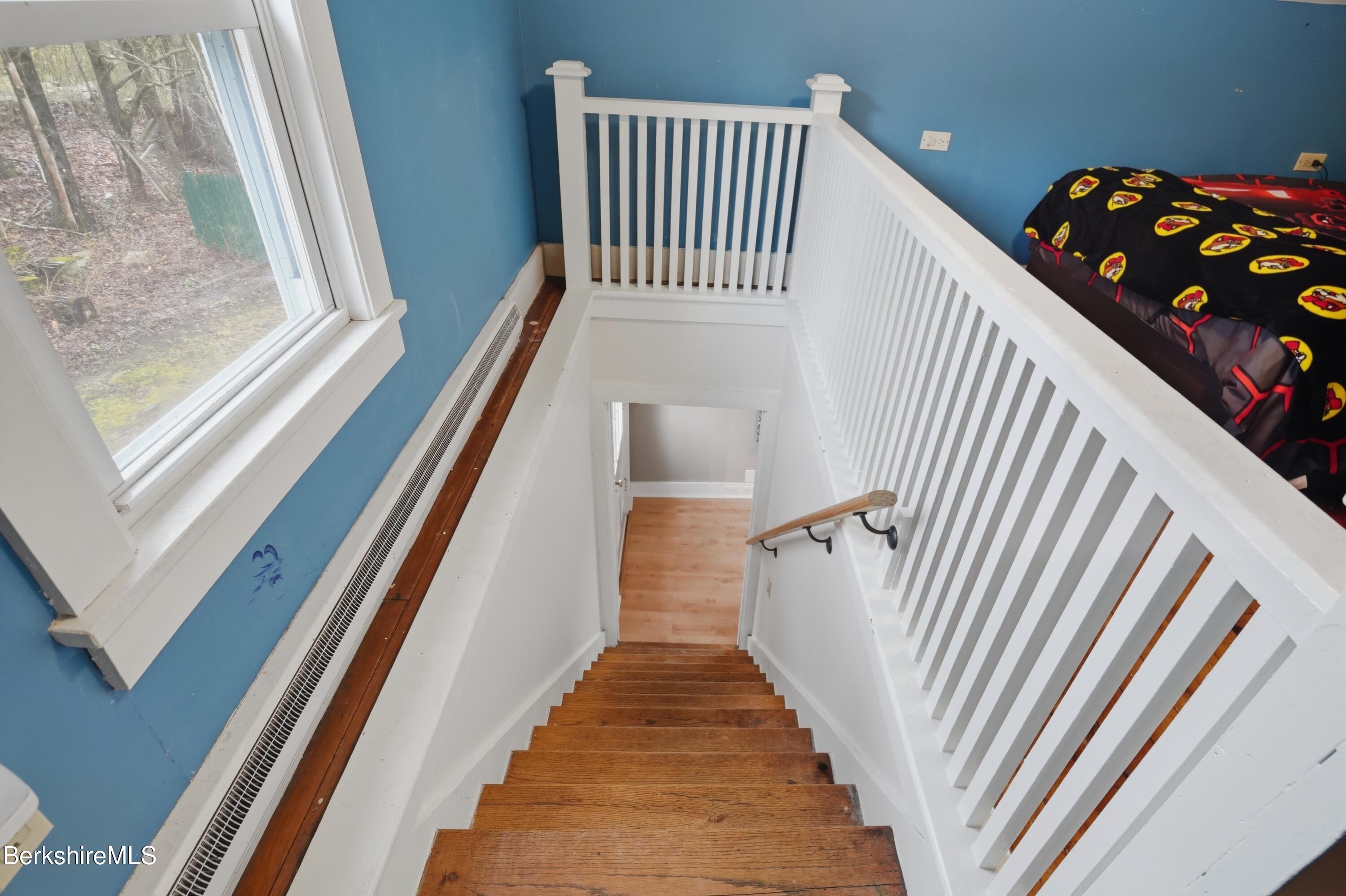 117 Norfolk Road New Marlborough, MA 01259 - Photo 28 of 59 Staircase