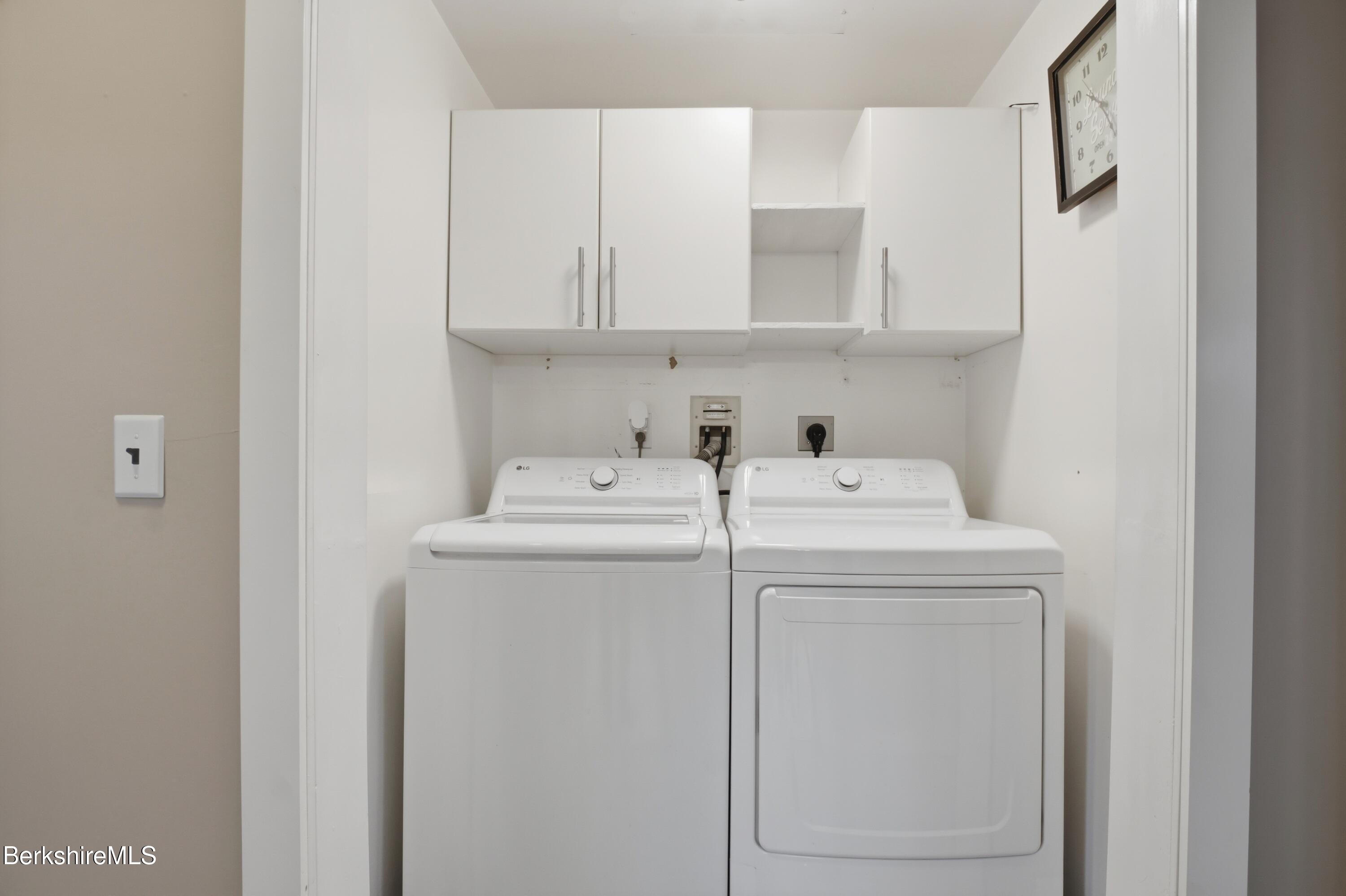 117 Norfolk Road New Marlborough, MA 01259 - Photo 38 of 59 a utility room with dryer and washer