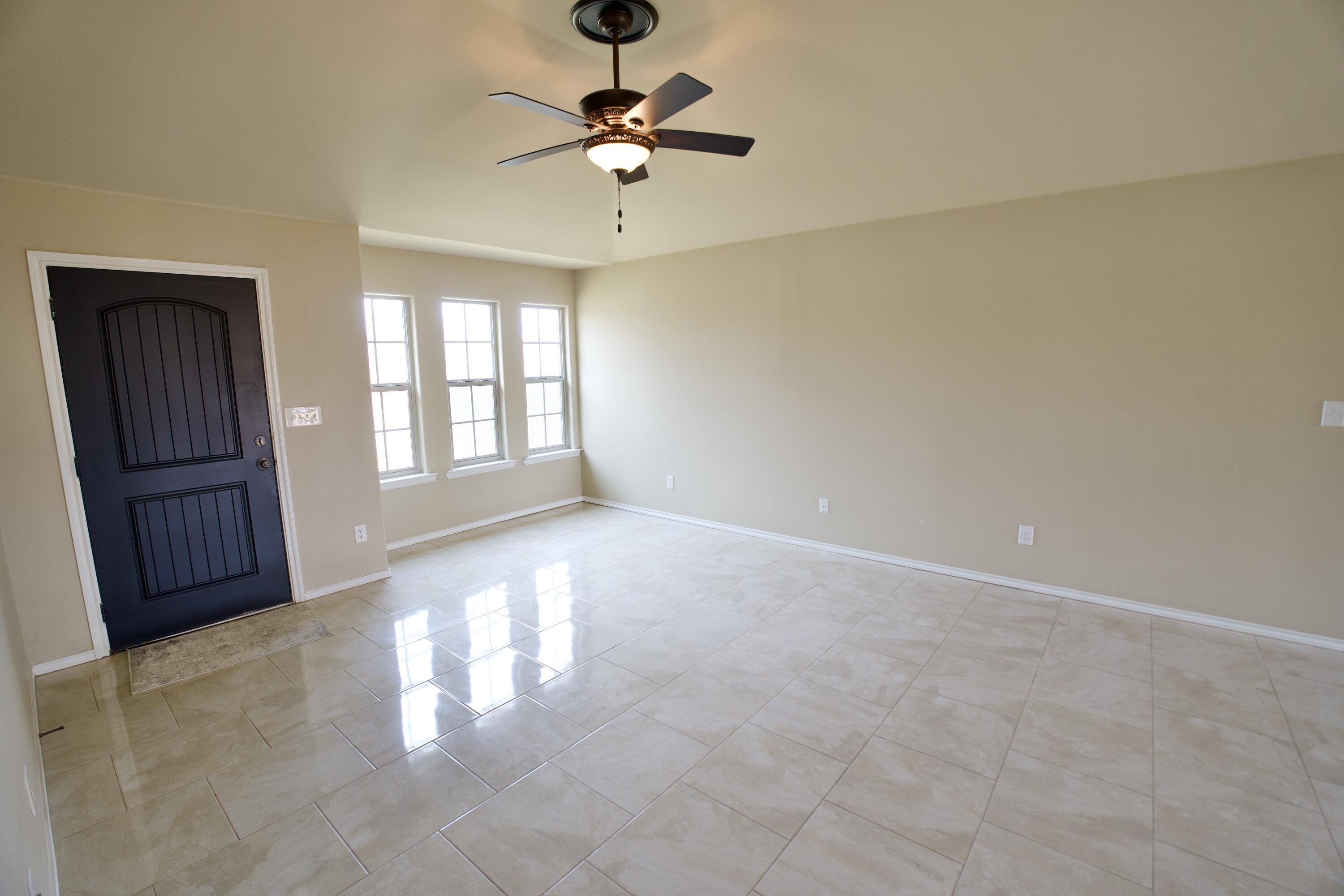 6931 96th Street Lubbock, TX 79424 - Photo 2 of 18 ATB07743