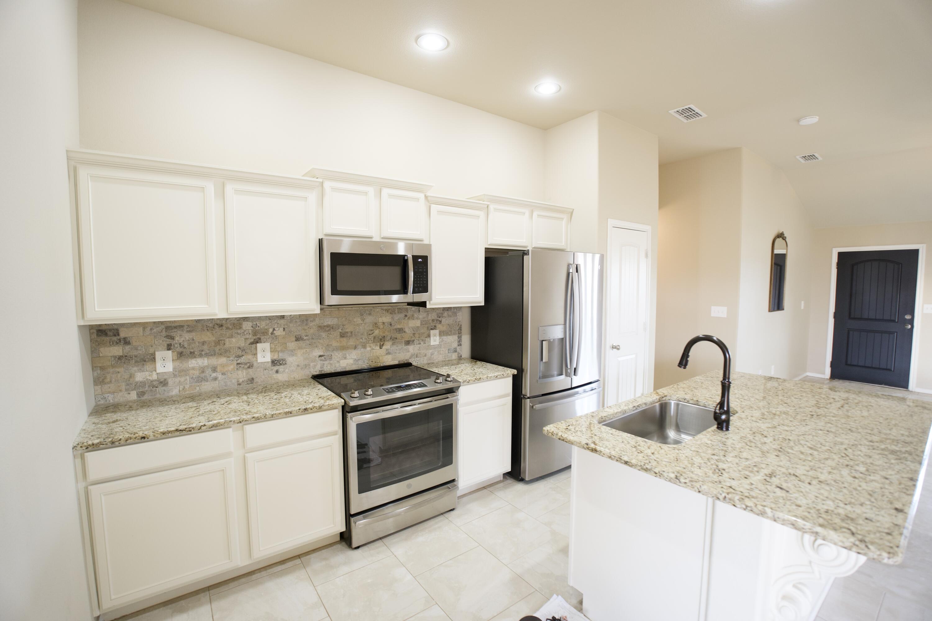 6931 96th Street Lubbock, TX 79424 - Photo 6 of 18 ATB07747