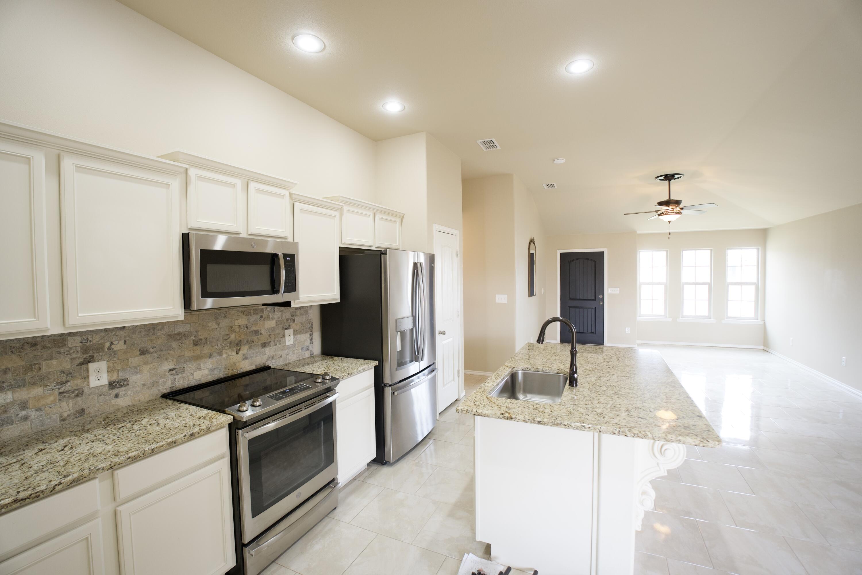 6931 96th Street Lubbock, TX 79424 - Photo 7 of 18 ATB07748