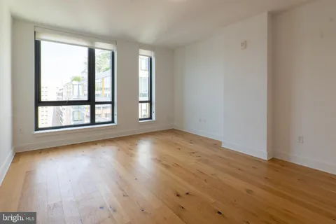 $2,100 | 1211 Van Street Southeast, Unit 1112, Washington, DC 20003