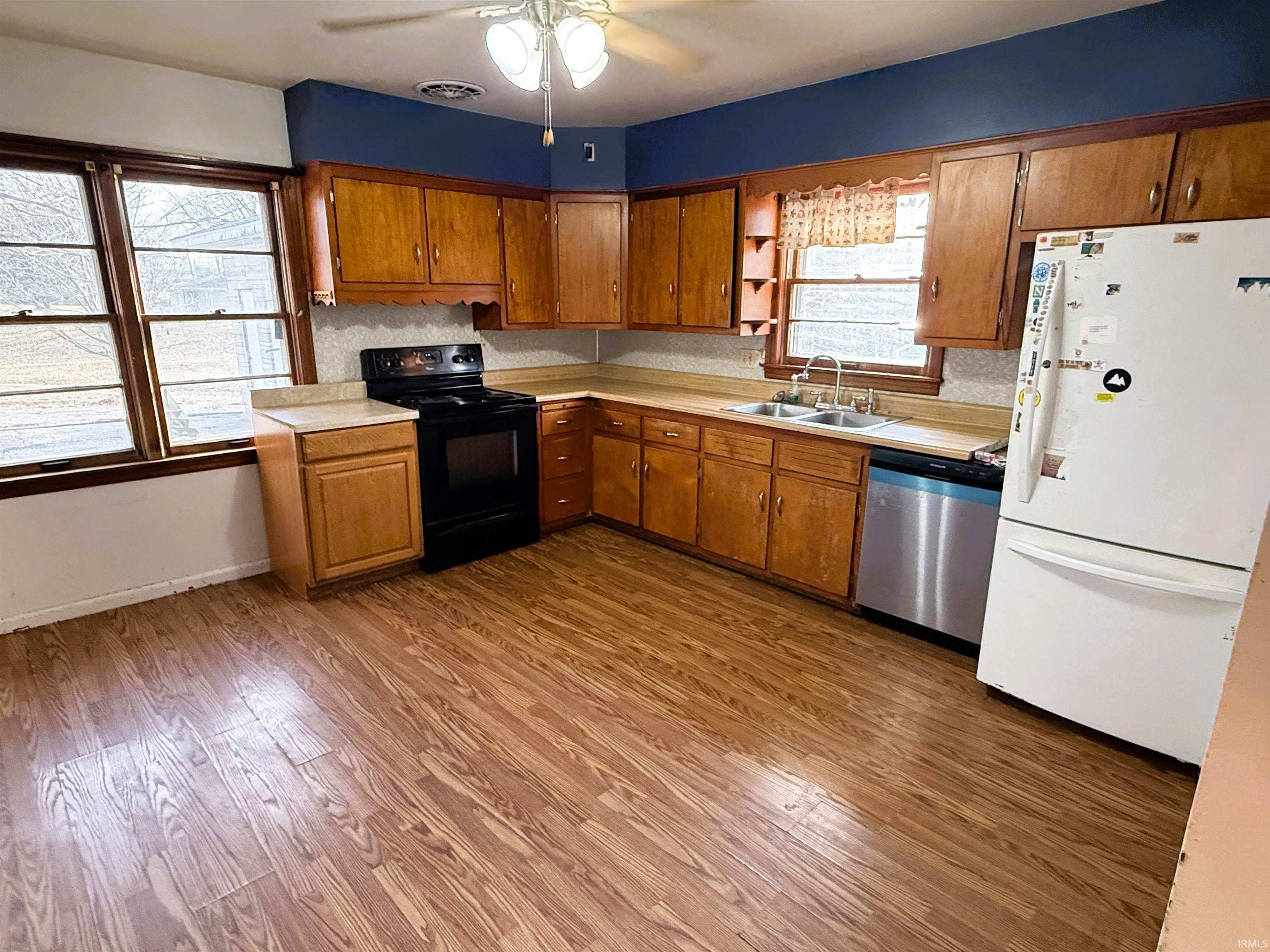 4715 South Posey County Line Road Evansville, IN 47712 - Photo 10 of 36 Gallery Image 10