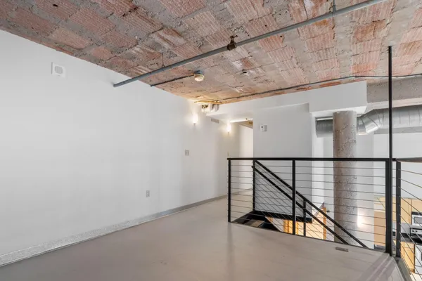 $2,495 | 521 South 7th Street, Unit 619, Minneapolis, MN 55415