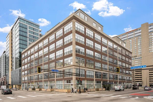 $2,495 | 521 South 7th Street, Unit 619, Minneapolis, MN 55415