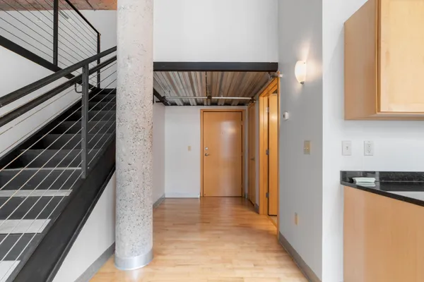 $2,495 | 521 South 7th Street, Unit 619, Minneapolis, MN 55415