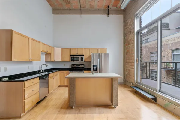 $2,495 | 521 South 7th Street, Unit 619, Minneapolis, MN 55415