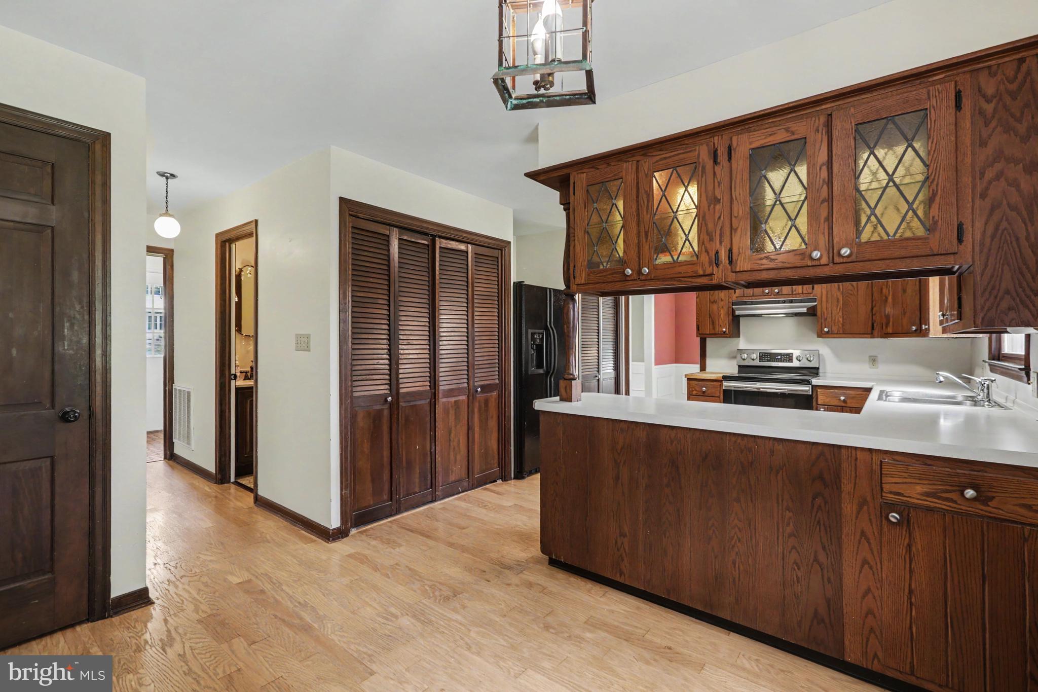1121 Green Tree Road Harrisburg, PA 17112 - Photo 13 of 40