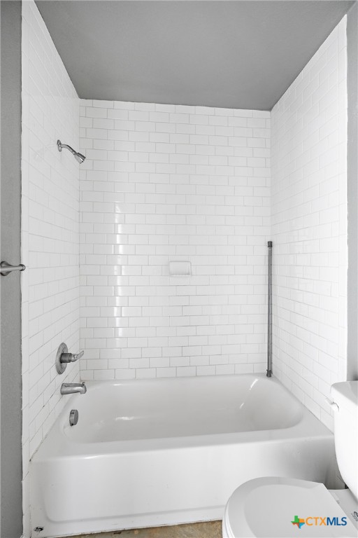 1409 Natchez Trail, Unit A Harker Heights, TX 76548 - Photo 21 of 25 a bathroom with a bathtub and shower