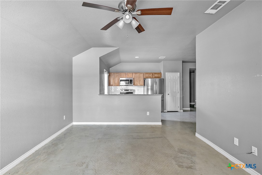 1409 Natchez Trail, Unit A Harker Heights, TX 76548 - Photo 5 of 25 a view of a kitchen and a kitchen