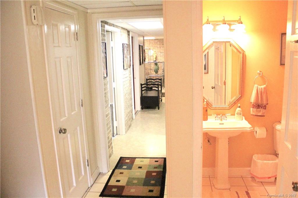 165 Shadybrook Road Mocksville, NC 27028 - Photo 17 of 24 Gallery Image 17