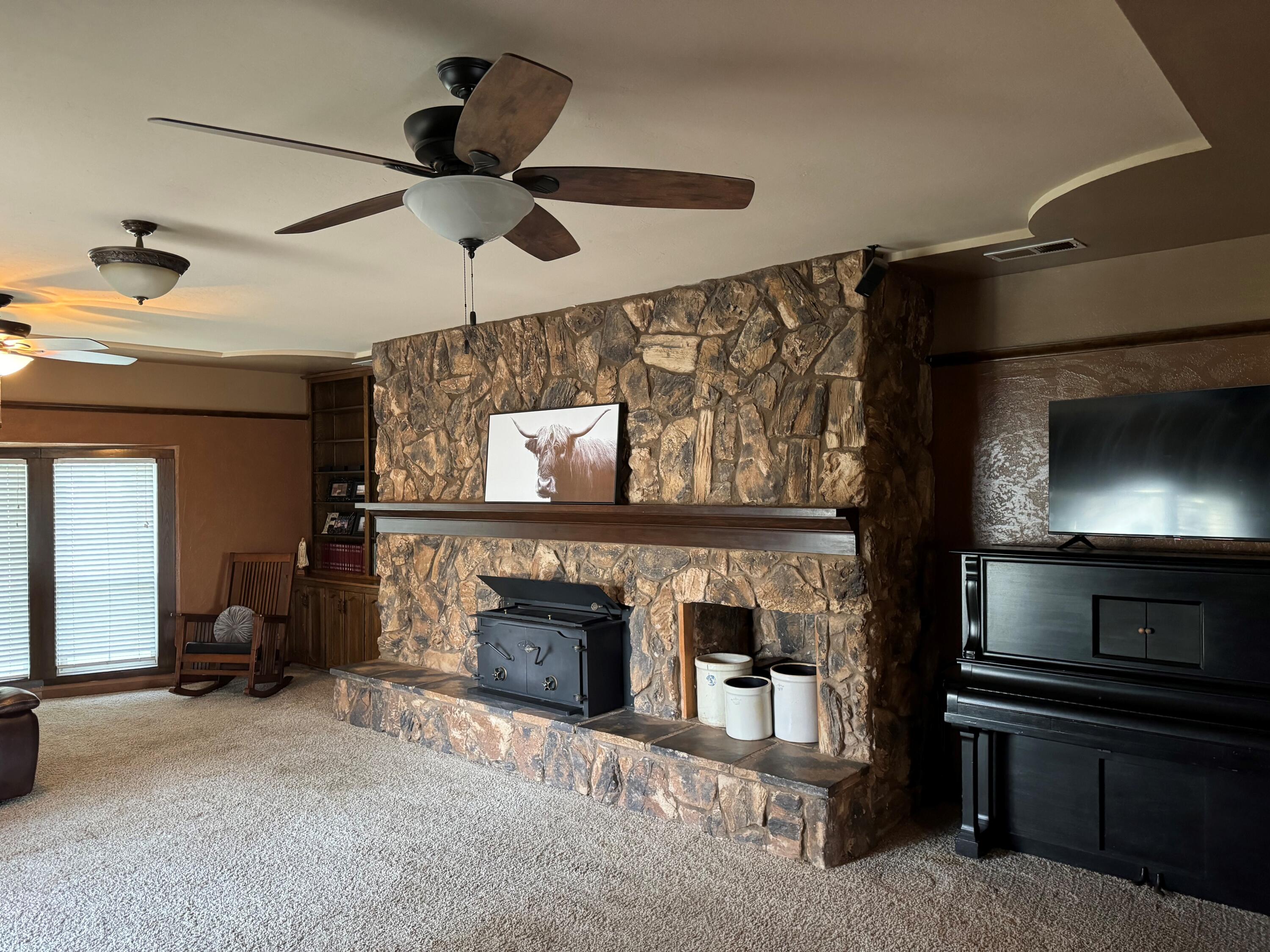 358 Ranch Acre Road Tulare, CA 93274 - Photo 8 of 13 4