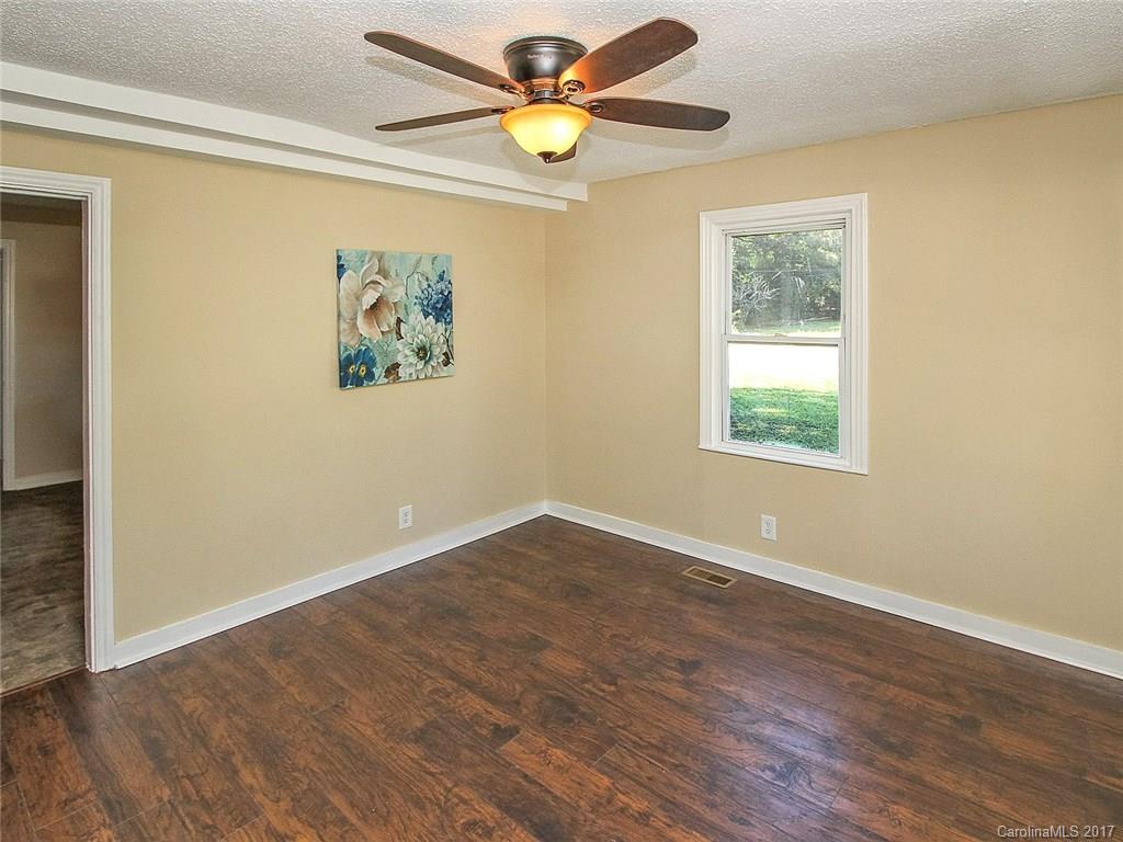 950 Spring Street Rock Hill, SC 29730 - Photo 3 of 15 Gallery Image 3