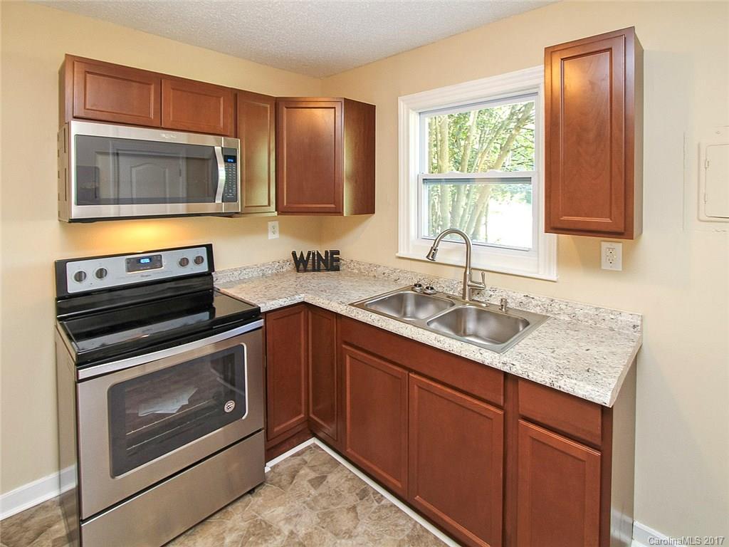 950 Spring Street Rock Hill, SC 29730 - Photo 7 of 15 Gallery Image 7