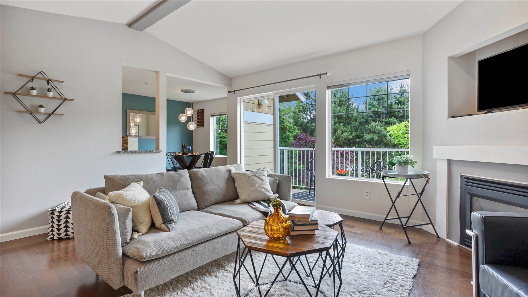 15150 140th Way Southeast, Unit U302 Renton, WA 98058 - Photo 3 of 22 Gallery Image 3