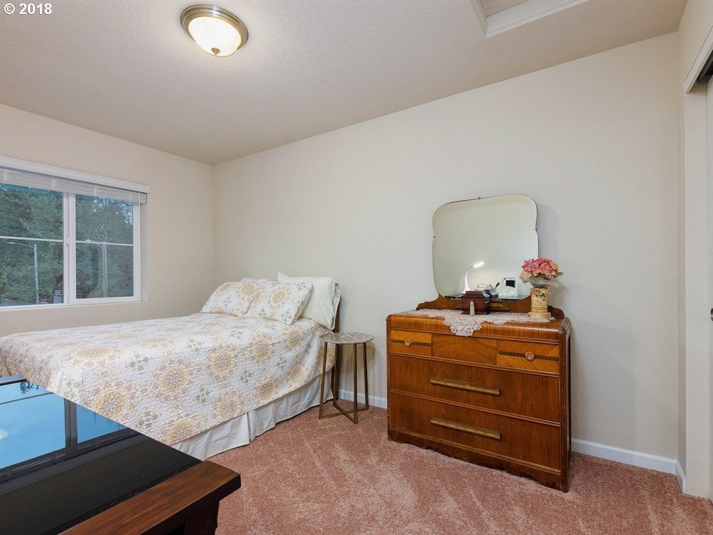 12156 Southwest Versailles Road Portland, OR 97224 - Photo 19 of 30 Gallery Image 19