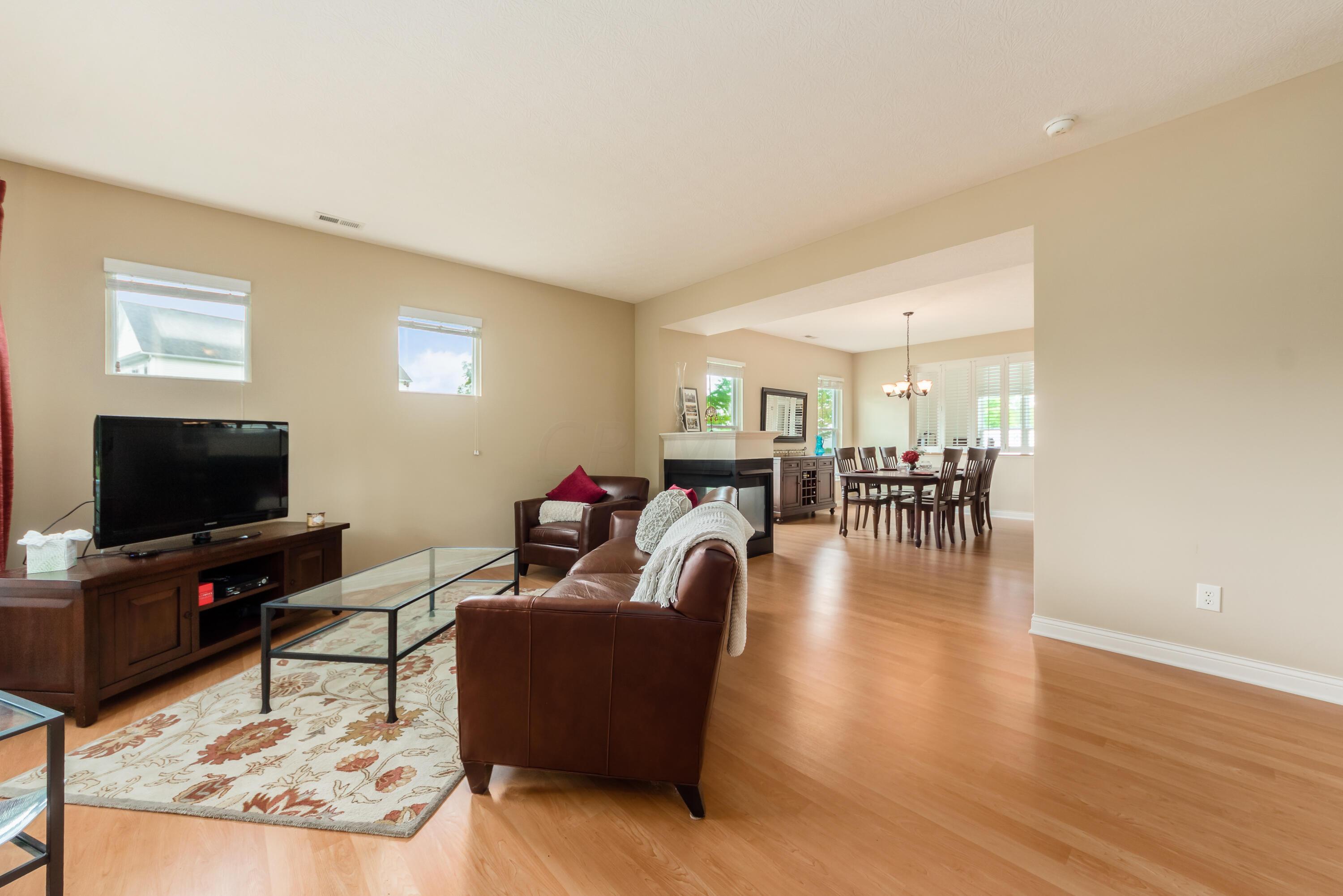 6118 Rackley Way Westerville, OH 43081 - Photo 7 of 54 Gallery Image 7