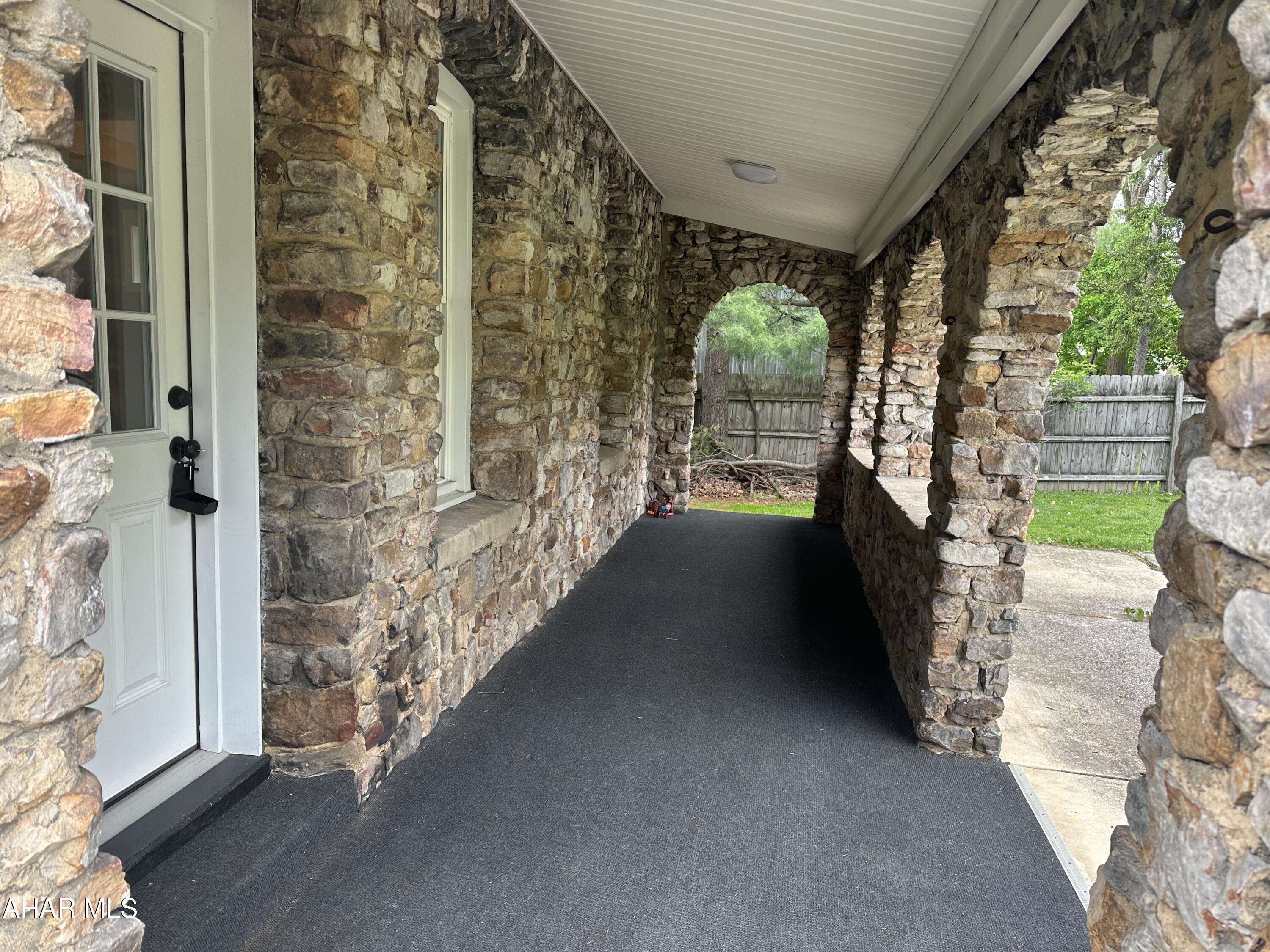 1761 Princeton Road Altoona, PA 16602 - Photo 19 of 22