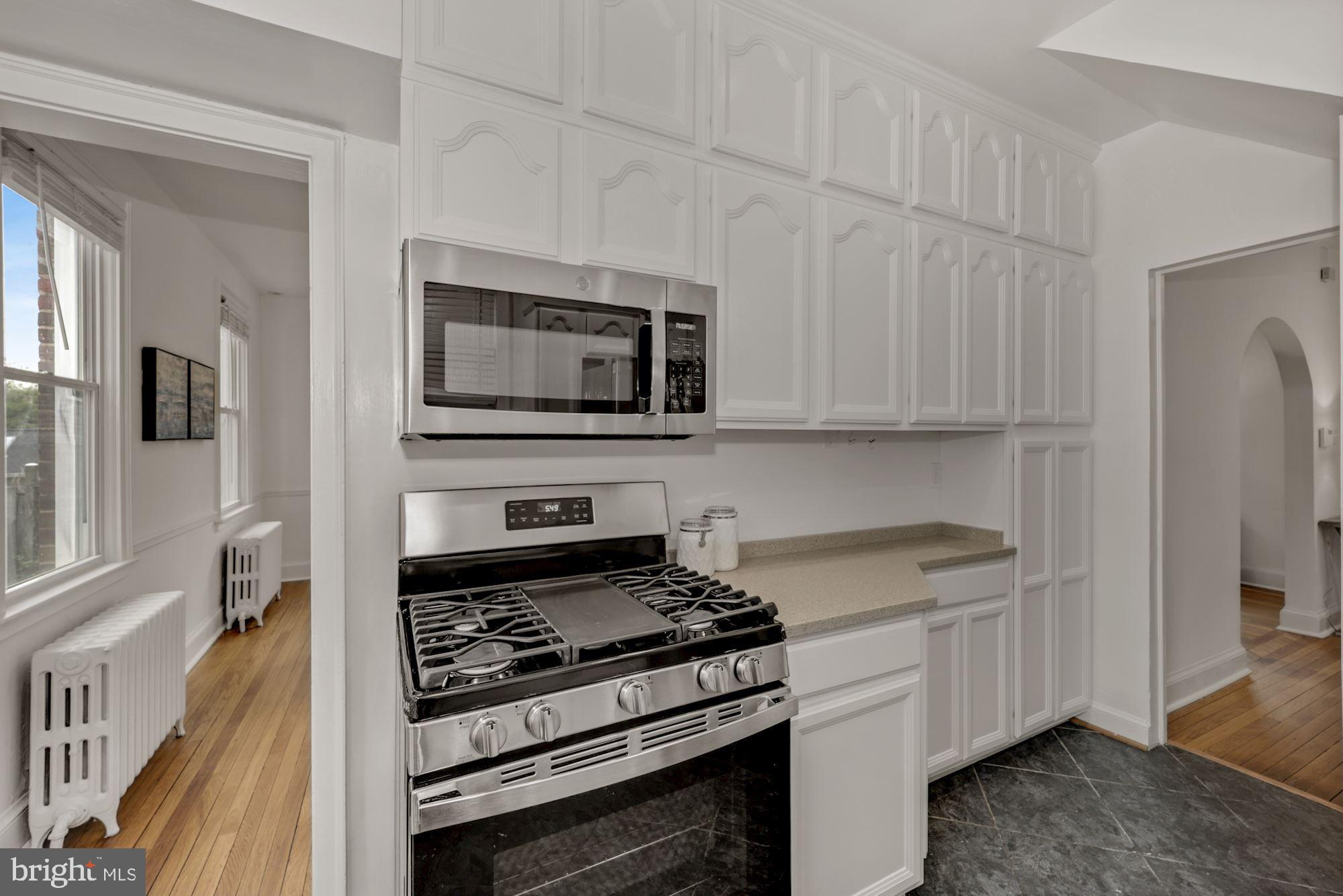 1326 Kalmia Road Northwest Washington, DC 20012 - Photo 11 of 31