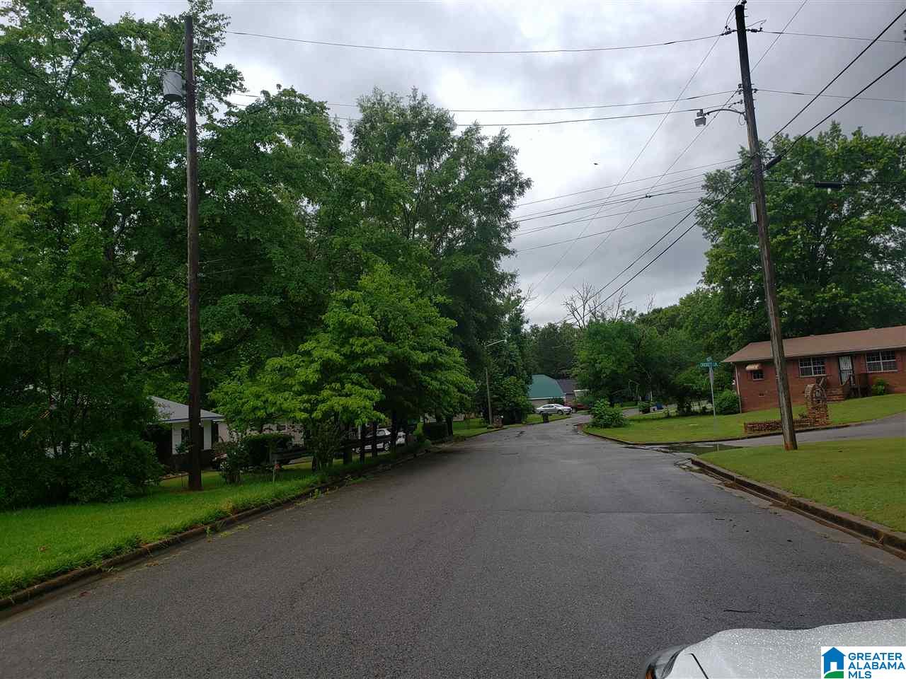 1704 Patch Place Anniston, AL 36201 - Photo 5 of 36