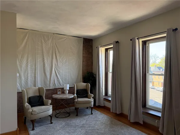$1,300 | 287 Gregory Street, Unit 4, Rochester, NY 14620