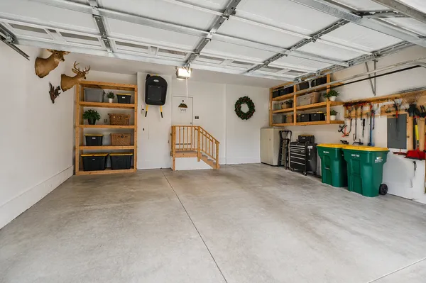 $3,695 | 429 Mario Drive, St. Paul, MN 55127