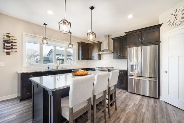 $3,695 | 429 Mario Drive, St. Paul, MN 55127