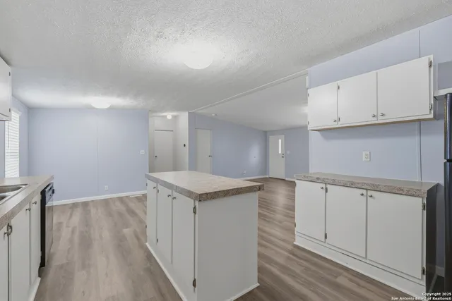 $1,750 | 24 County Road 429, Dayton, TX 77535