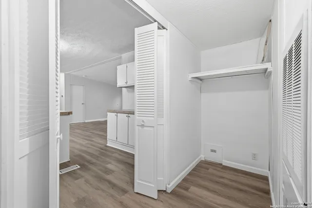 $1,750 | 24 County Road 429, Dayton, TX 77535