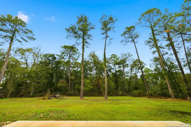 $1,750 | 24 County Road 429, Dayton, TX 77535