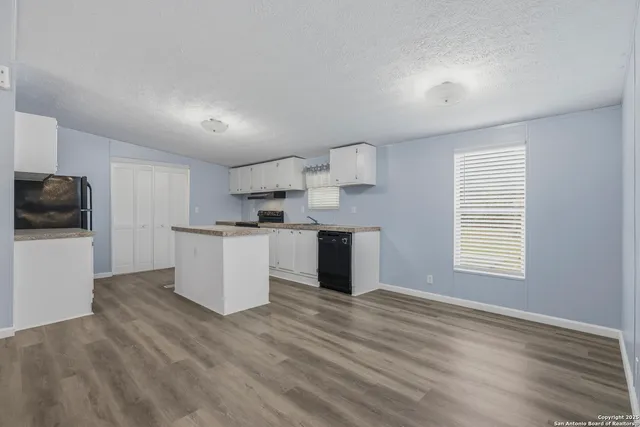 $1,750 | 24 County Road 429, Dayton, TX 77535