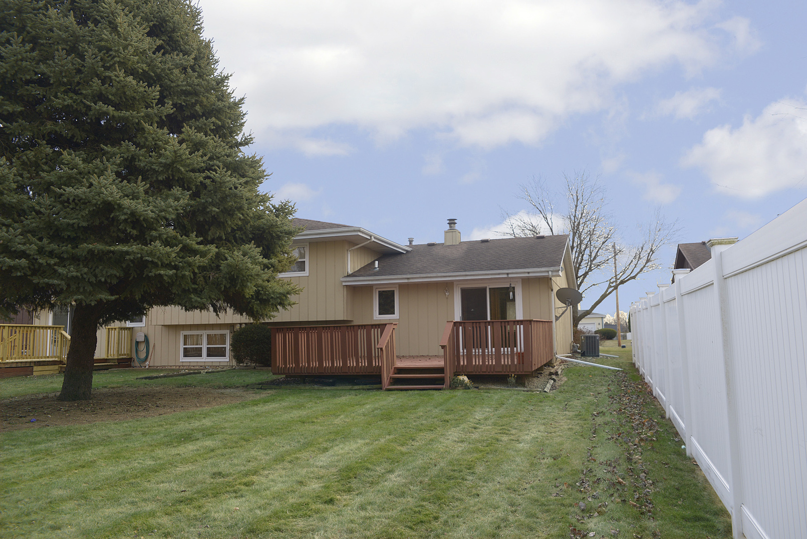 902 West McKinley Road Ottawa, IL 61350 - Photo 15 of 16 Gallery Image 15