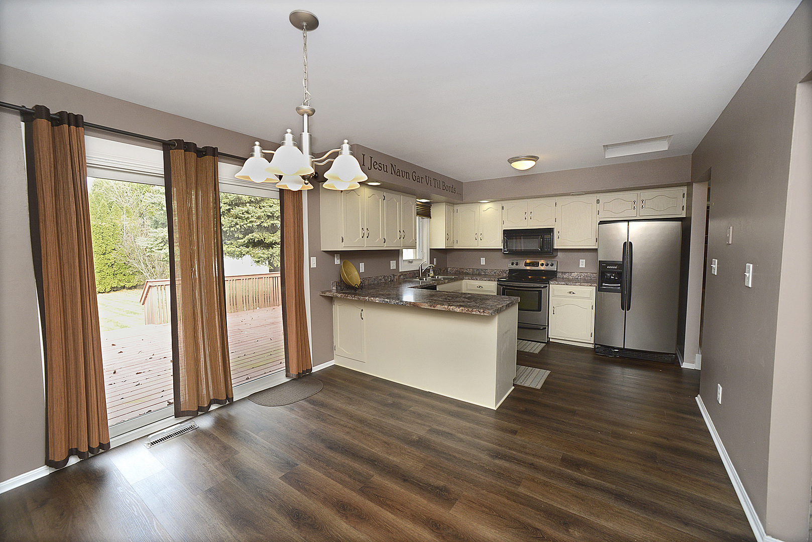 902 West McKinley Road Ottawa, IL 61350 - Photo 4 of 16 Gallery Image 4