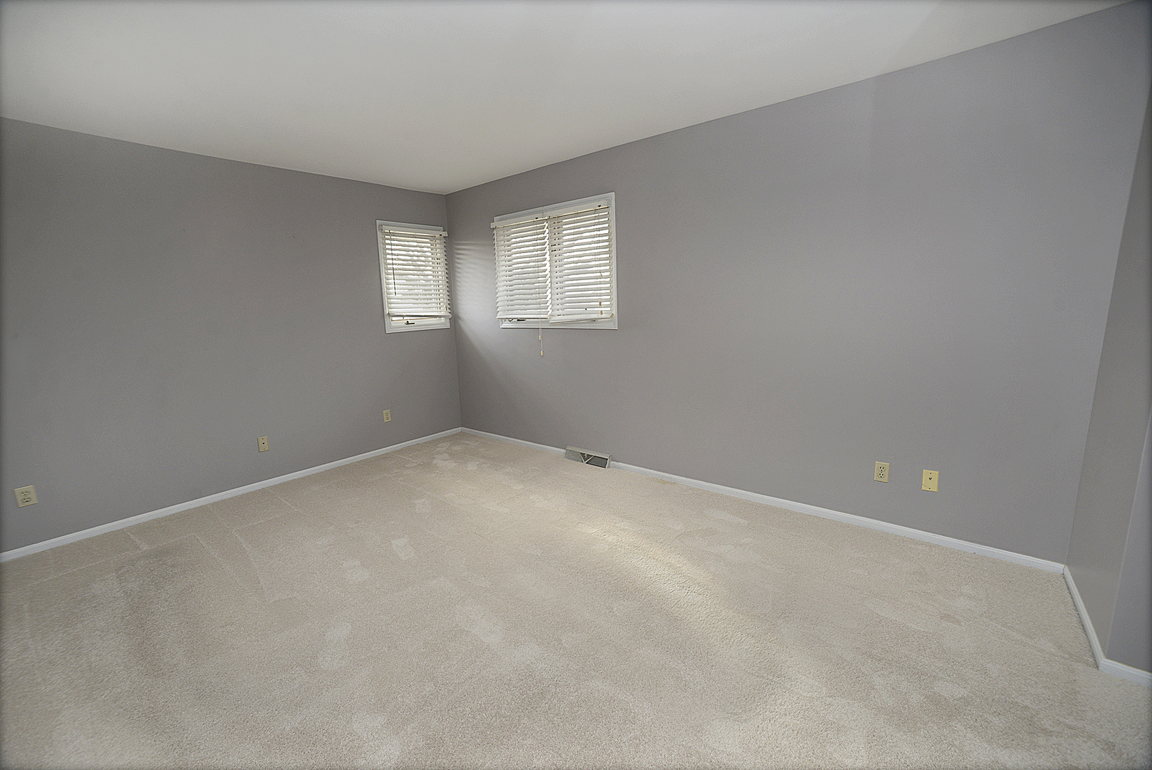 902 West McKinley Road Ottawa, IL 61350 - Photo 8 of 16 Gallery Image 8