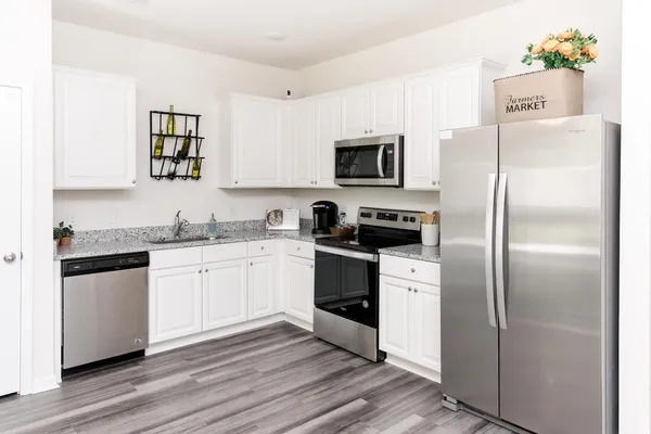 $1,984 | 9570 Eagle Pass Drive, Unit SAGE 9566, Summerville, SC 29485